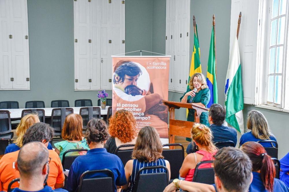 Jaguariaíva lança Programa Família Acolhedora para proteção de crianças e adolescentes