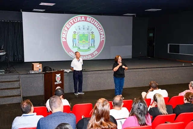 Prefeita de Jaguariaíva destaca importância da gestão responsável do Instituto de Previdência Municipal