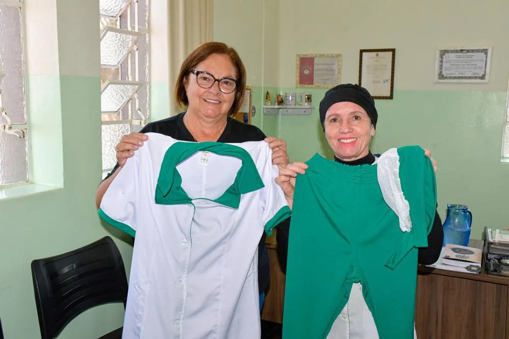Prefeitura de Jaguariaíva entrega itens de vestuário ao Hospital Carolina Lupion