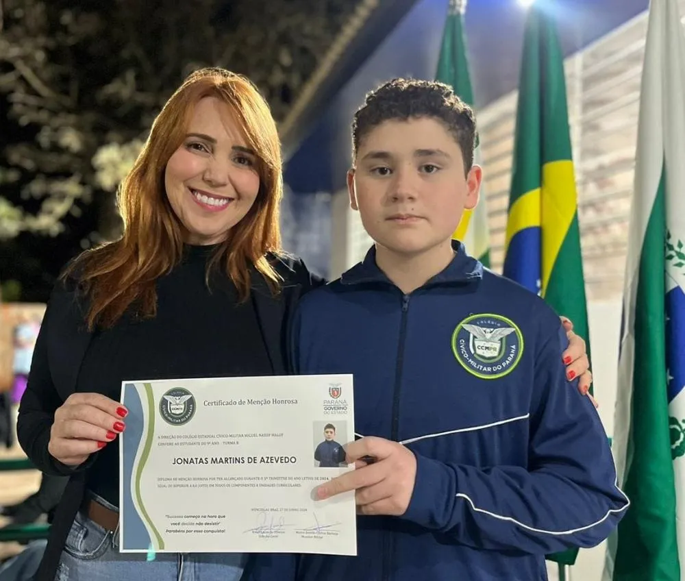 Colégio Cívico-Militar de Wenceslau Braz realiza homenagem para estudantes com boas notas