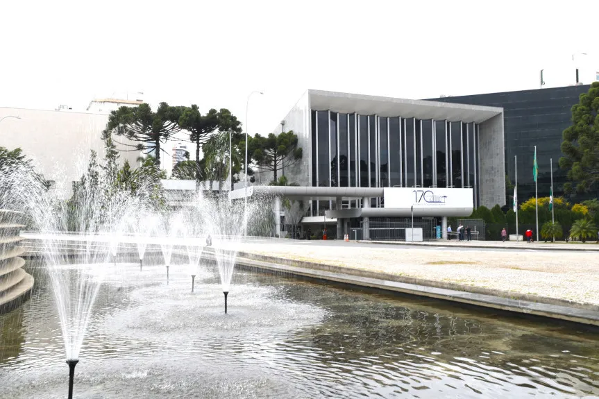 Assembleia encerra semestre legislativo com votação da LDO