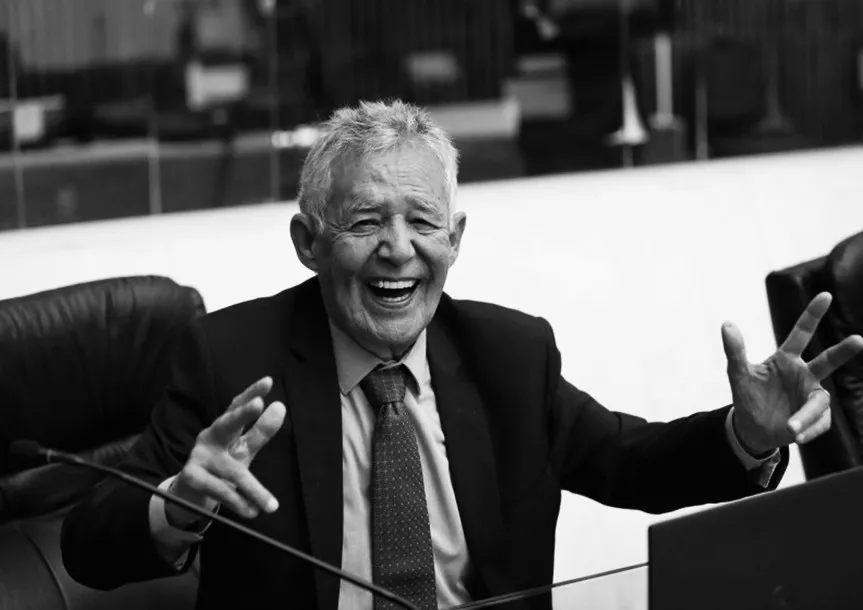 Assembleia Legislativa do Paraná decreta luto pela morte do ex-deputado Luiz Carlos Martins