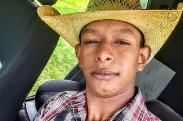 Peão morre pisoteado por touro em rodeio no Norte Pioneiro