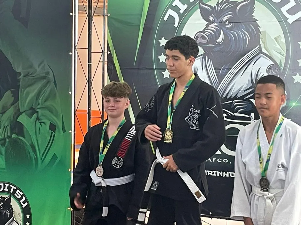 Jovem de Wenceslau Braz se destaca em competição de Jiu-Jitsu em Ourinhos