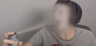 Conheça os desafios que rodam a internet e podem matar seus filhos