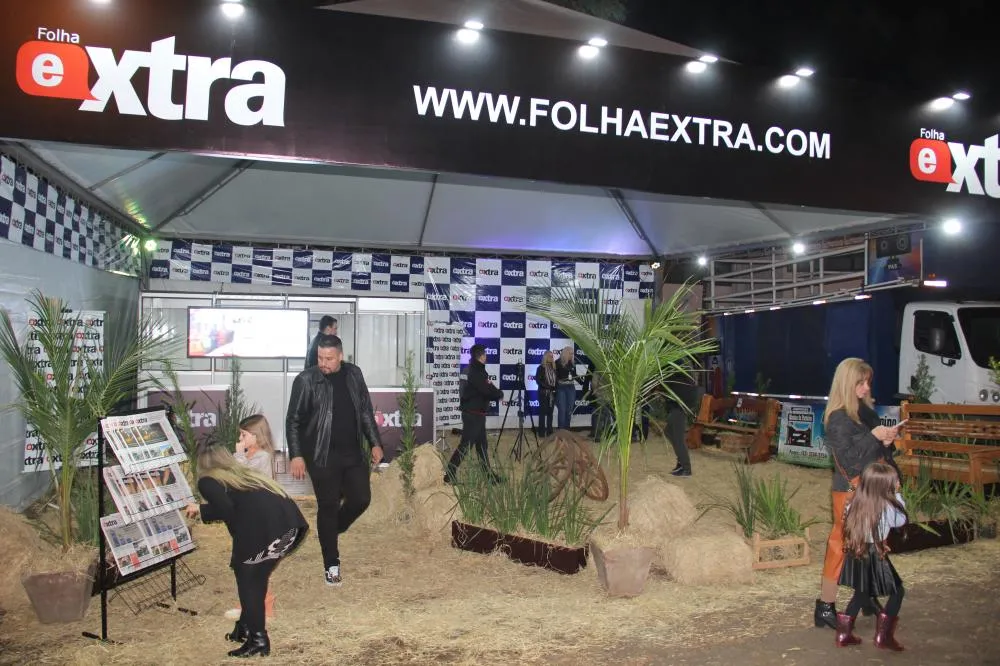 52ª EFAPI tem início em Santo Antônio da Platina com cerimônia oficial e participação empresarial