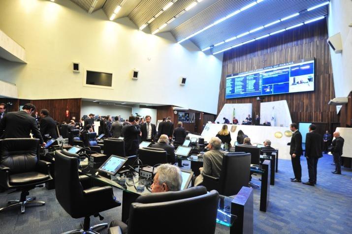 Assembleia aprova gratuidade na cerimônia de colação de grau