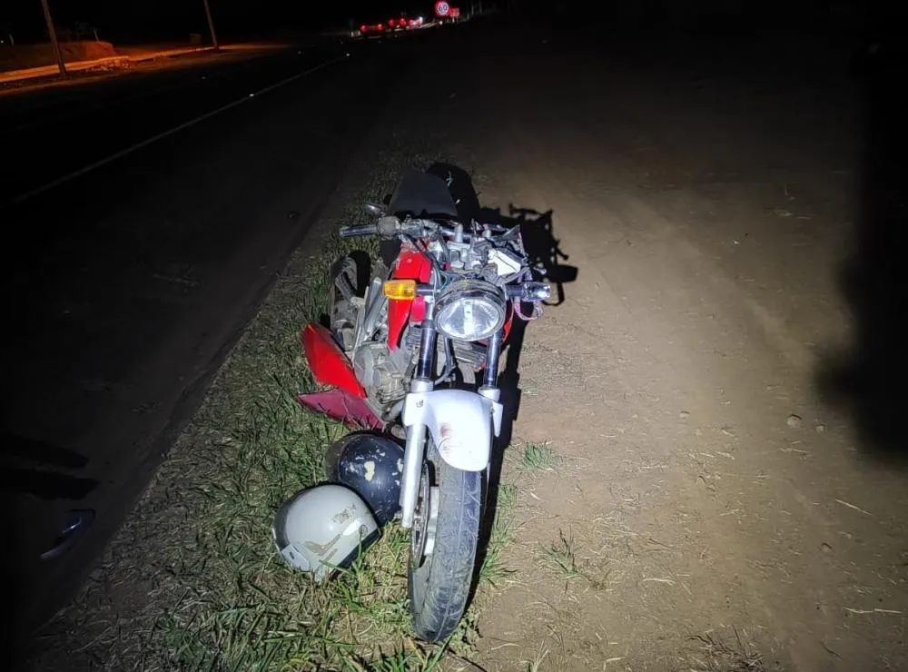 Colisão entre carro e moto deixa dois feridos em Jaboti