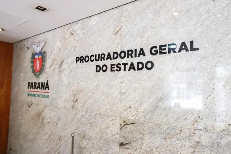 Procuradoria Geral do Paraná anuncia concurso público com salários de até R$ 32 mil