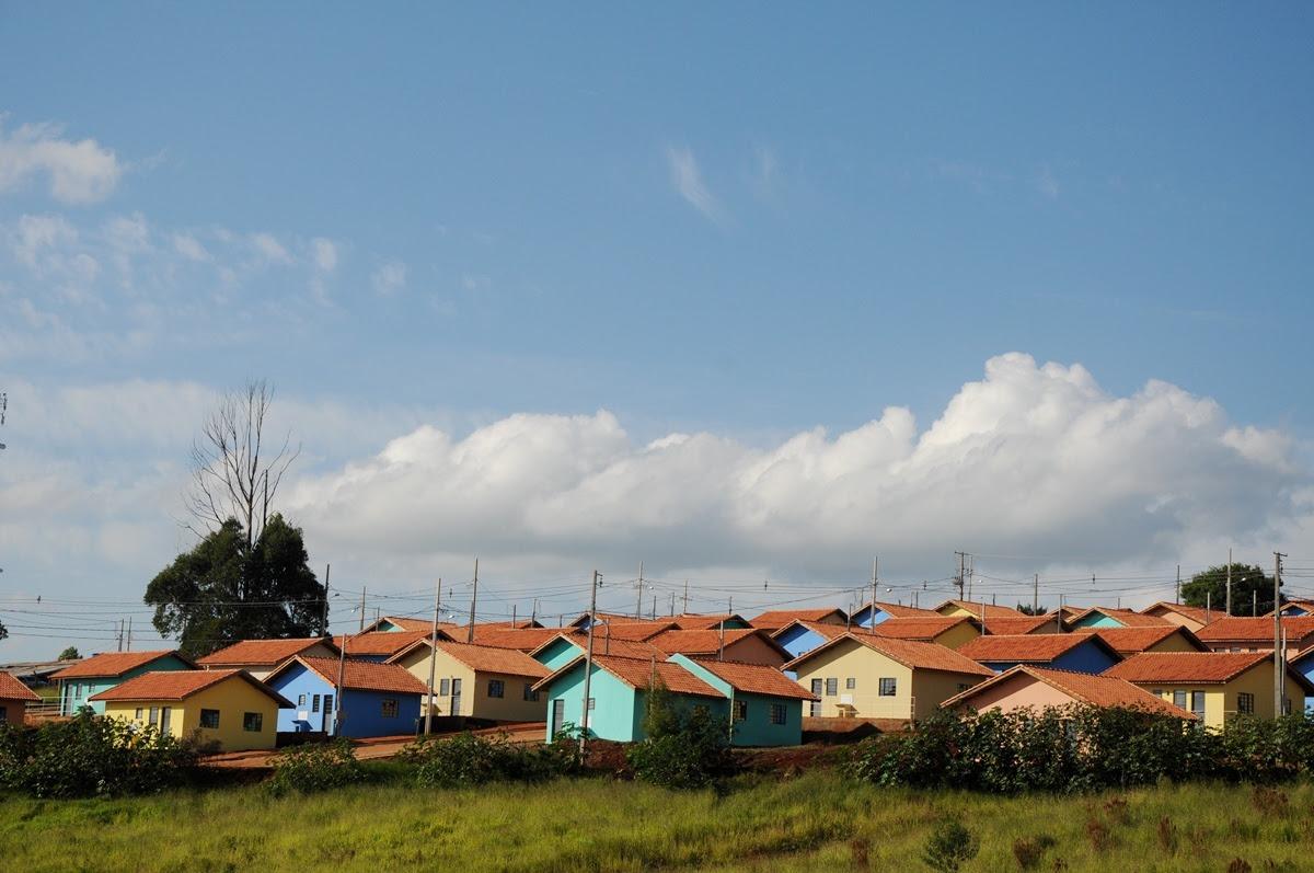 Mudança na legislação permite transferência de financiamento imobiliário  em casas da Cohapar