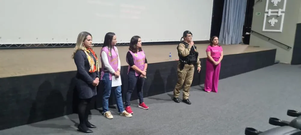 Patrulha Maria da Penha promove atividades educativas em Jacarezinho e Ibaiti