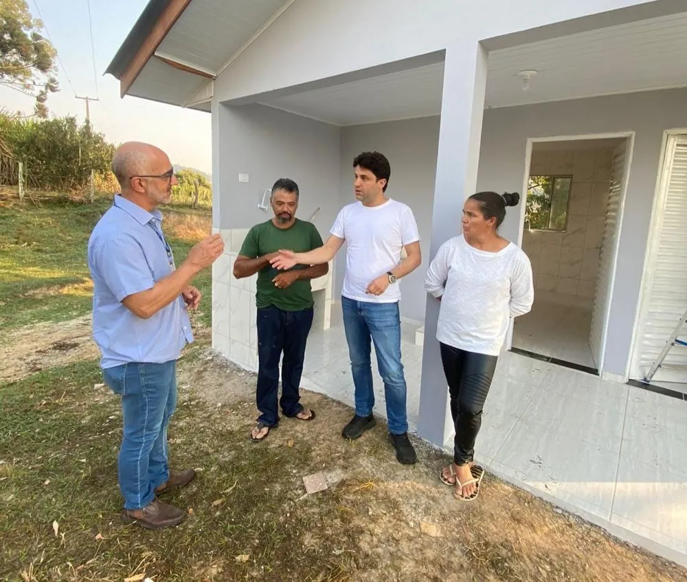 Prefeito visita Queijaria em processo de regularização em Tomazina