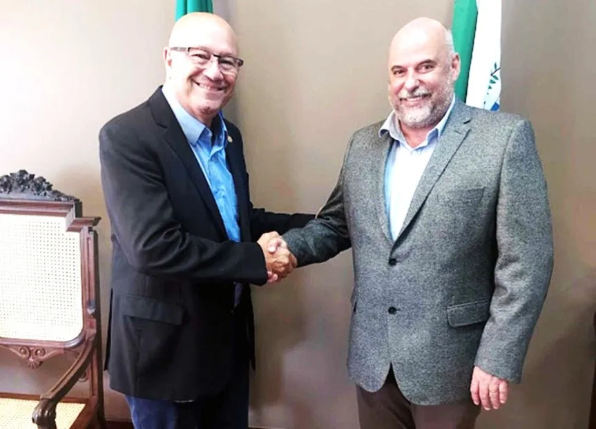 Deputado destaca os 18 anos de fundação da Universidade Estadual do Norte do Paraná