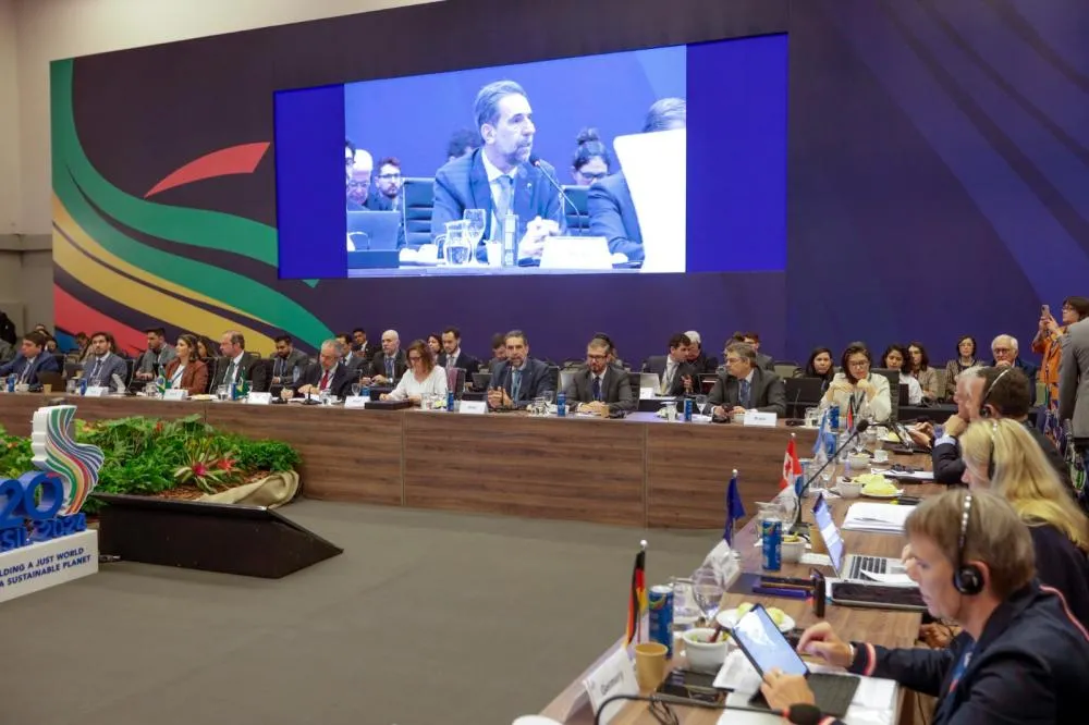 Enio Verri, Diretor-geral de Itaipu discursa na reunião ministerial do G20