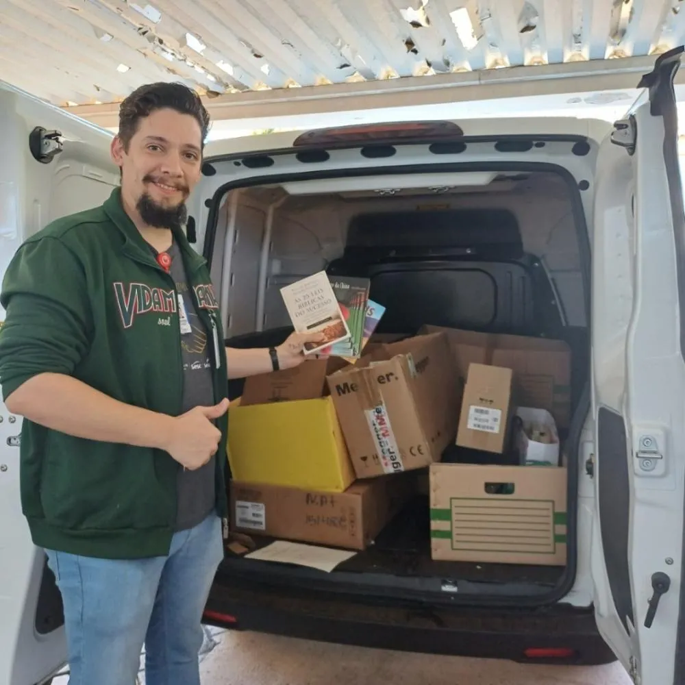 Itaipu arrecada mais de mil livros para bibliotecas do Rio Grande do Sul