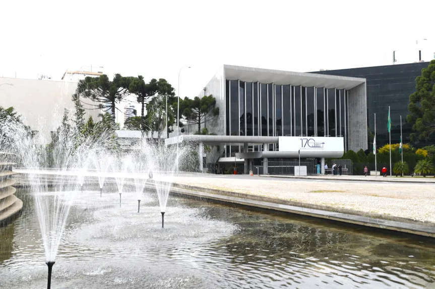 Audiências públicas, solenidades, sessões plenárias e reuniões de comissões marcam a agenda do Poder Legislativo