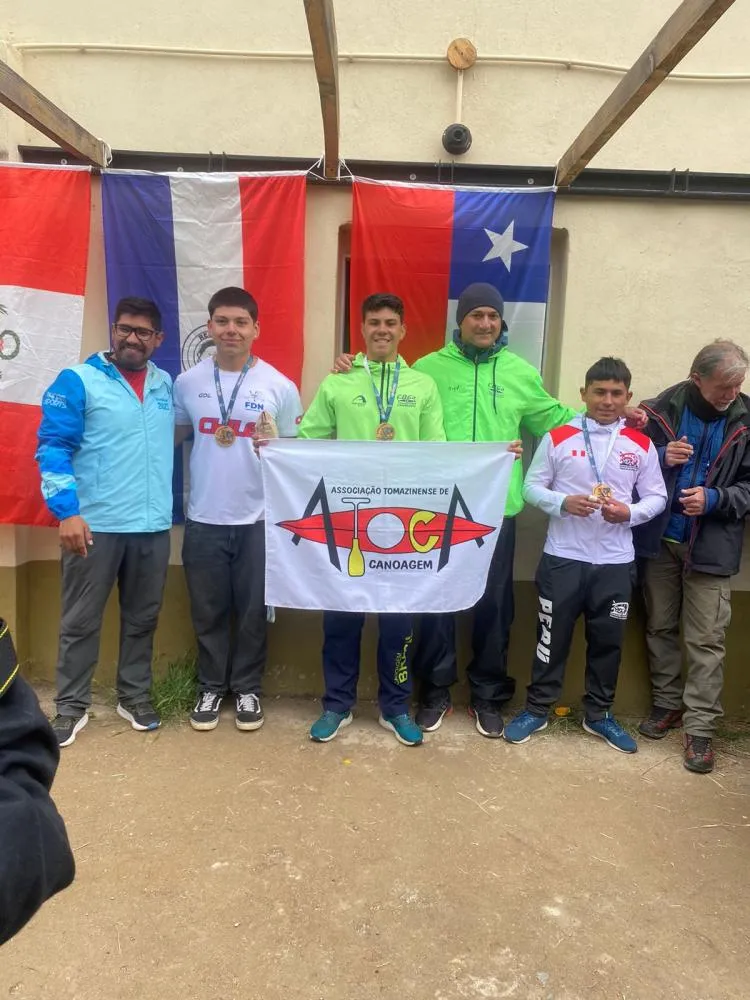 Tomazinenses se destacam em Campeonato Sul-Americano e trazem seis medalhas para casa