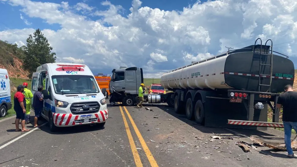Acidente com morte em Wenceslau Braz interdita PR092 e não há previsão para liberação