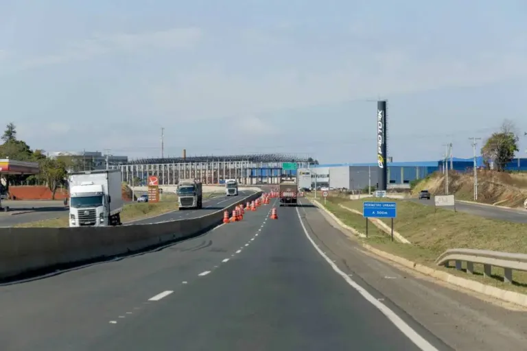 DER e EPR falam sobre bloqueio de viadutos na PR-092 em Siqueira Campos