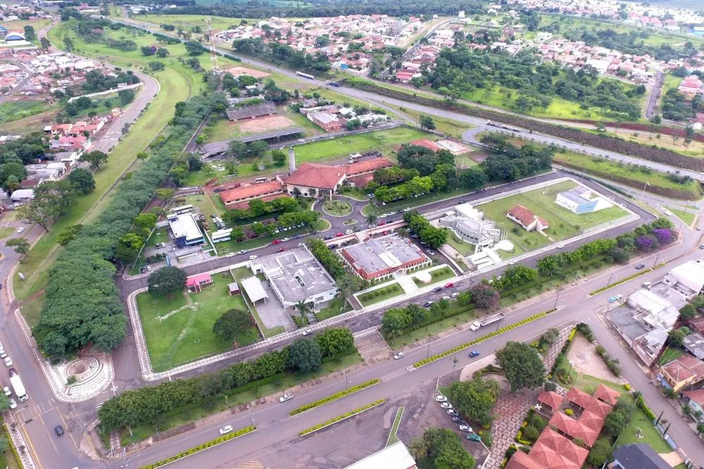 Arapoti confirma lista de cantores para o aniversário de 69 anos do município