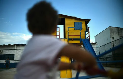 Cartórios apontam que o Paraná tem média de 2,5 mil órfãos por ano desde 2021