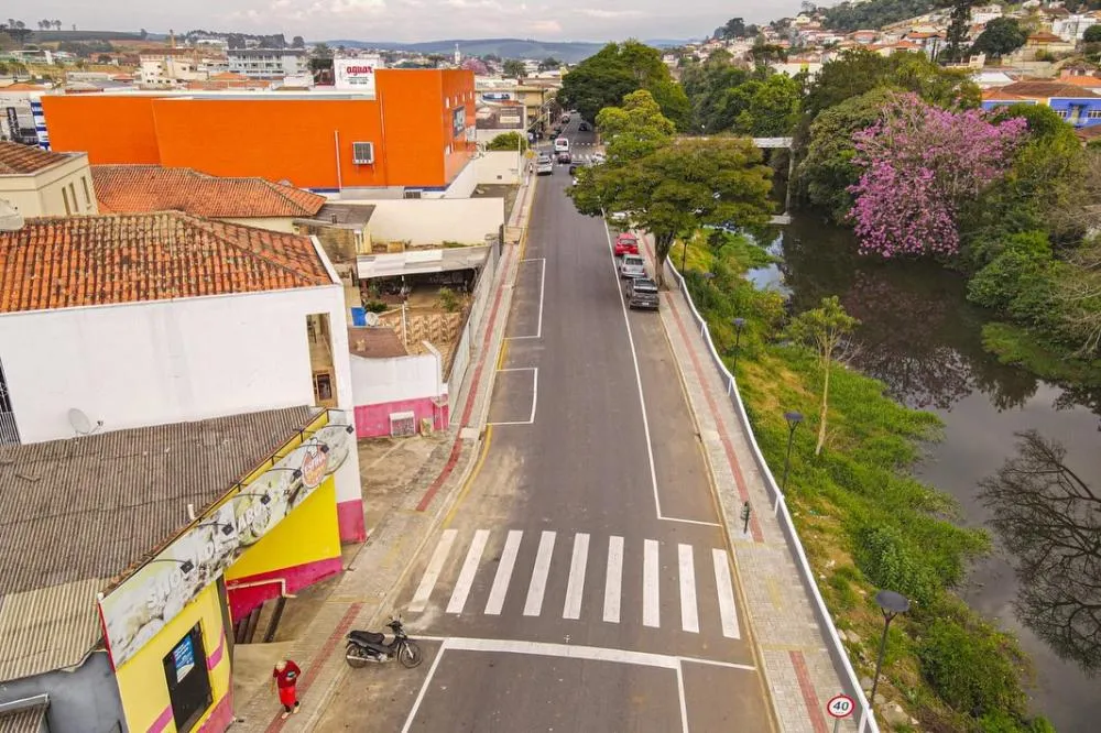 Jaguariaíva conclui revitalização da Rua Rafael Petrucci