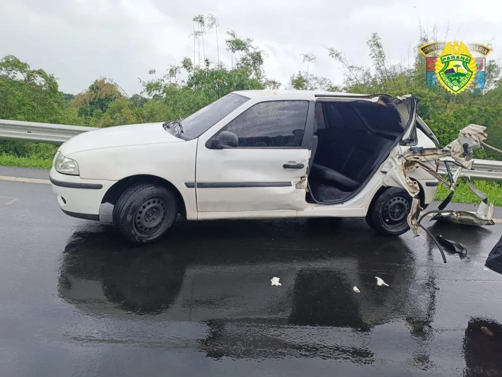 Acidente mata mulher e deixa três feridos na PR-092