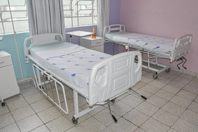 Prefeitura revitaliza ala pediátrica do Hospital Carolina Lupion
