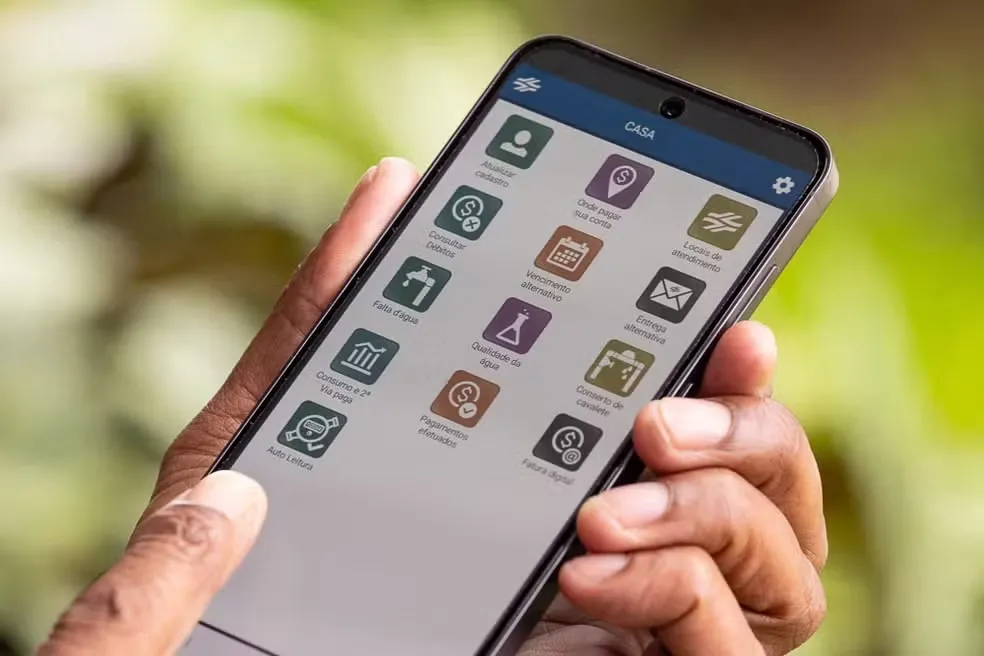 Novo sistema da Sanepar permite que consumidores façam a própria leitura de consumo