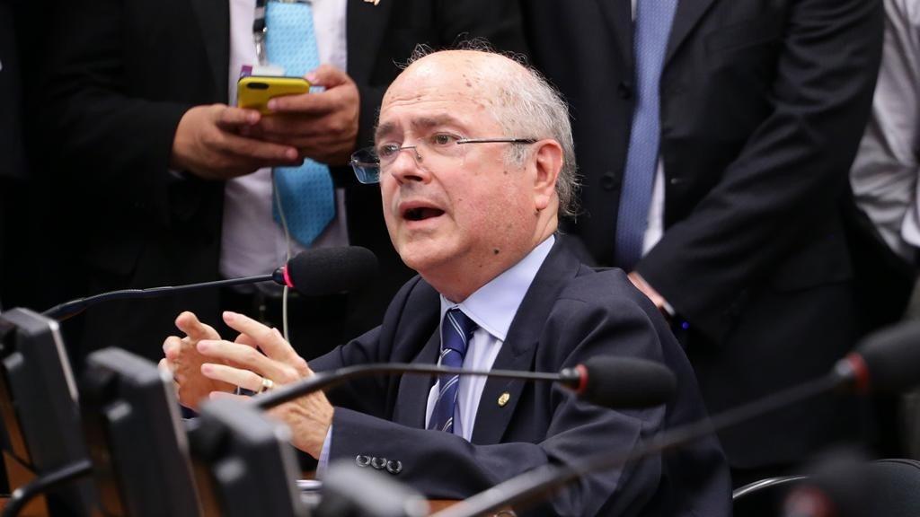 Deputado propõe que 0,5% da arrecadação das lotéricas sejam destinadas à APAEs
