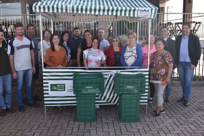 Zeca Dirceu destina R$ 40 mil para fortalecer feirantes e pequenos produtores de São Miguel do Iguaçu