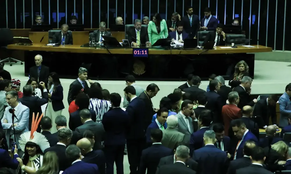 Câmara dos Deputados aprova fim do DPVAT sete meses após recriação do seguro