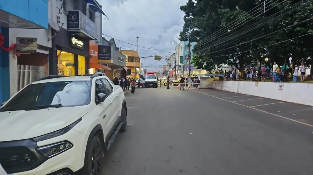 Homem em surto furta viatura, invade loja e morre no Norte Pioneiro