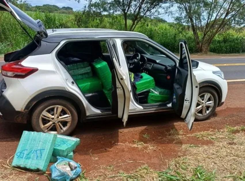 Polícia Rodoviária apreende carregamento de drogas em carro furtado no Norte Pioneiro