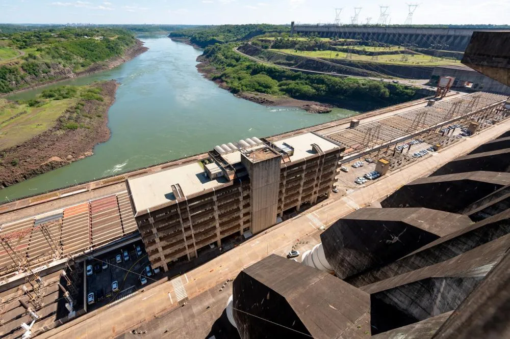 Usina de Itaipu fecha 2024 com produção de 67 milhões de MWh e presença no Guinness Book