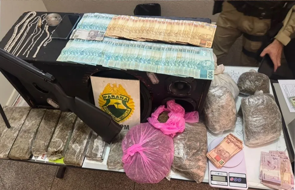 Homem é preso com muita maconha, cocaína e dinheiro em Siqueira Campos