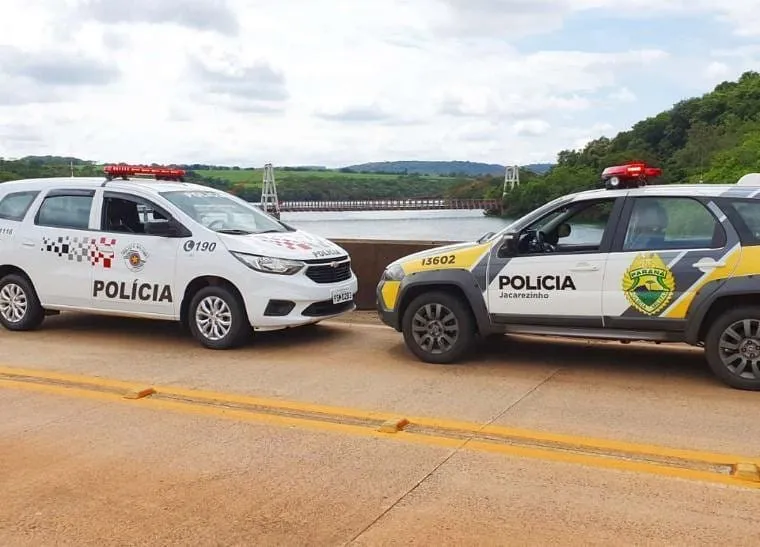 Caminhonete furtada em Pinhalão é recuperada no interior de São Paulo