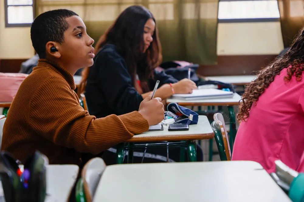 Com nova decisão, Estado garante continuidade do programa Parceiro da Escola