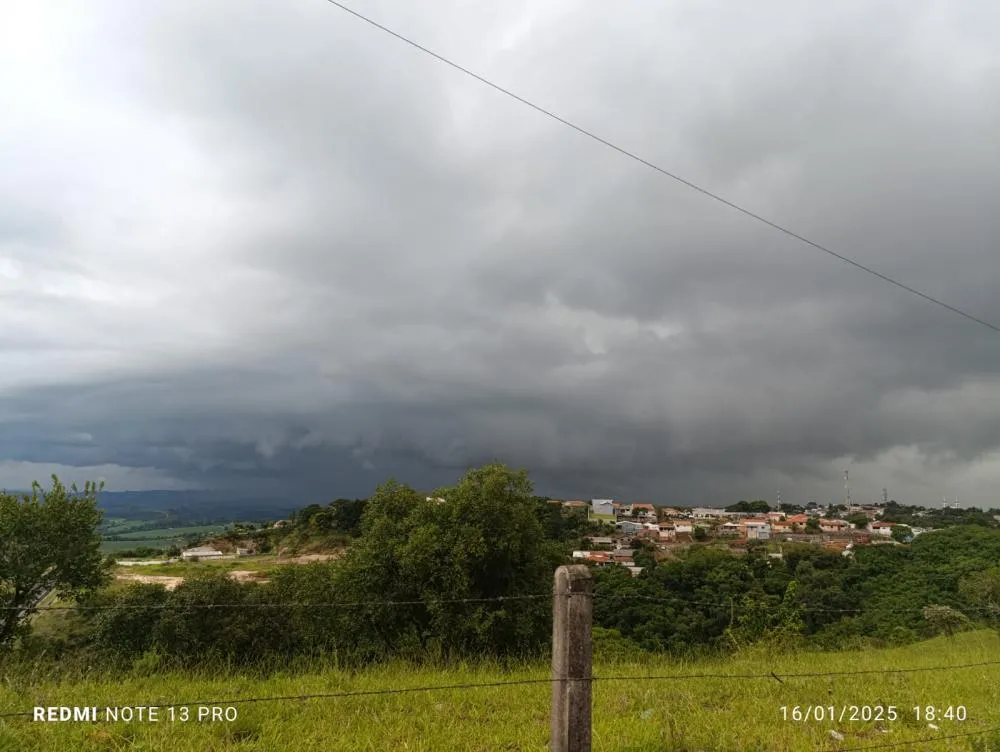 Semana começa com alerta de tempestade para o Norte Pioneiro; veja a previsão completa