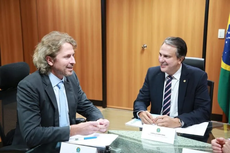 MEC deve anunciar novos cursos de medicina no Paraná