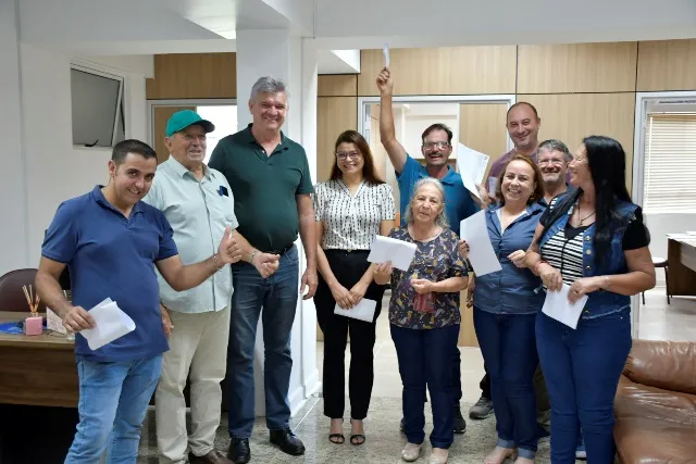 Prefeitura de Jaguariaíva entrega prêmios da Campanha “IPTU em Dia Dá Prêmios”