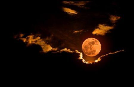 Veja os horários do eclipse que pode ser o mais longo do século