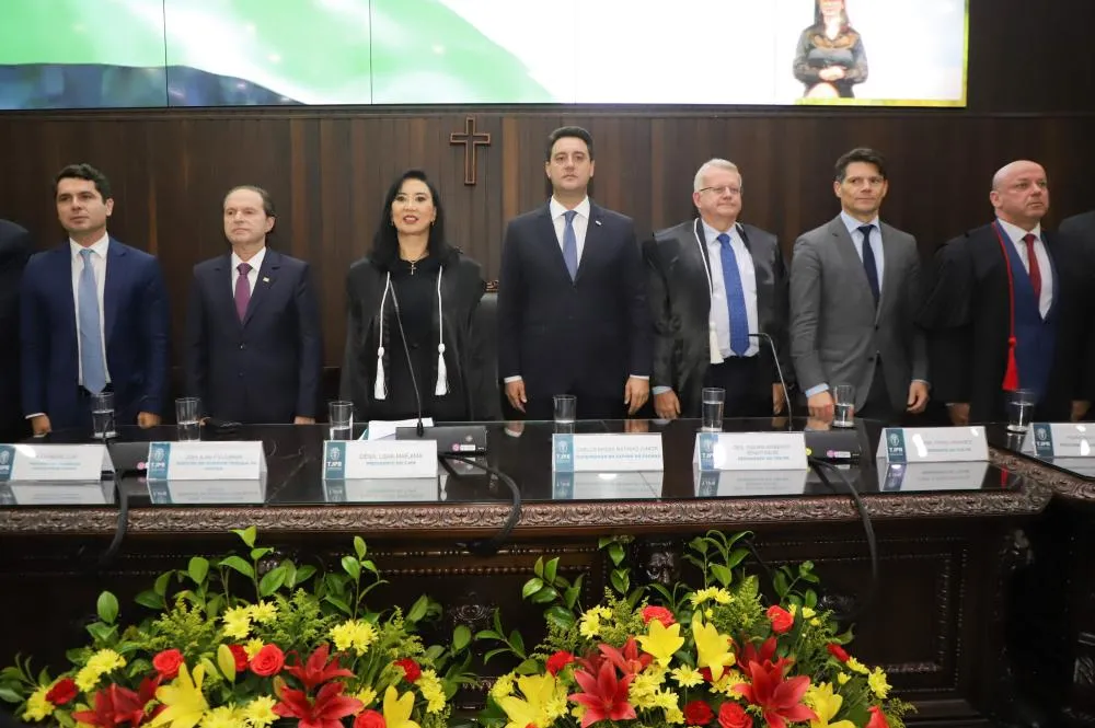 Governador participa da posse de Lidia Maejima, primeira mulher a presidir o TJPR