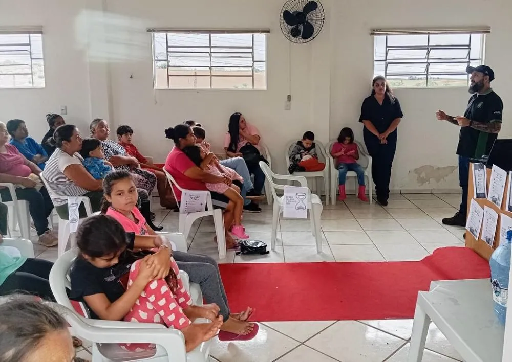 Prefeitura de Arapoti promove palestra sobre situação da Dengue na Vila dos Funcionários