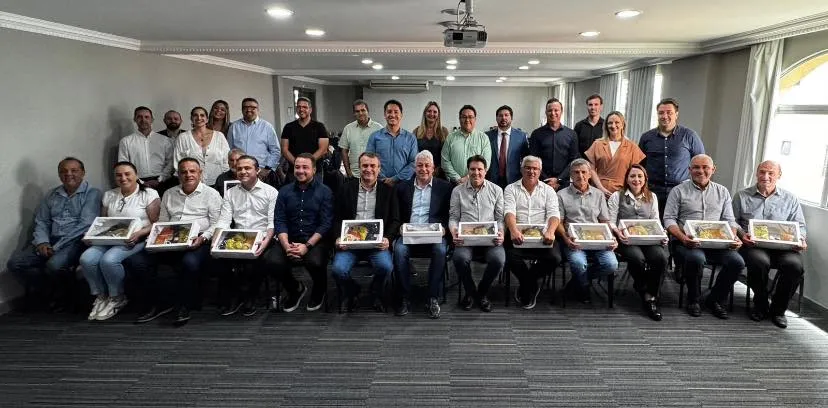 Prefeito de Arapoti é nomeado tesoureiro da Acispar