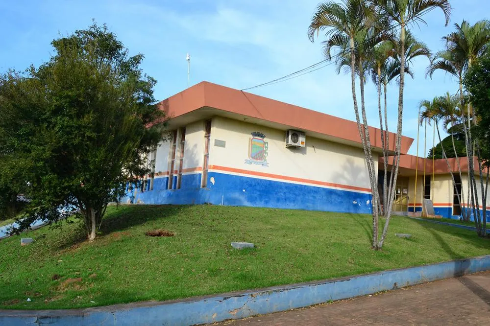 Ribeirão do Pinhal abre PSS para estagiários com salários de até R$ 800