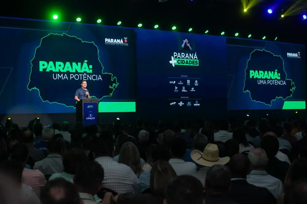 Ratinho Junior apresenta panorama do Estado a prefeitos no Paraná Mais Cidades