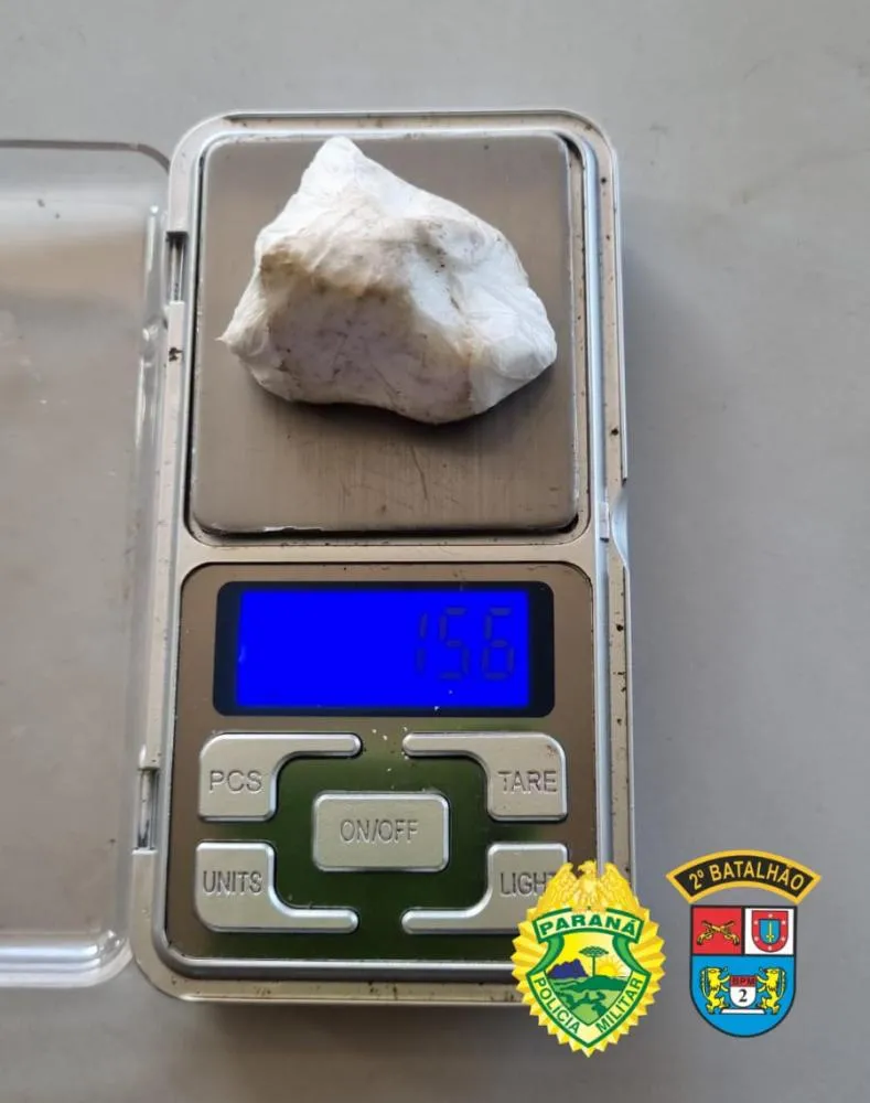 Homens são presos com cocaína em Cambará