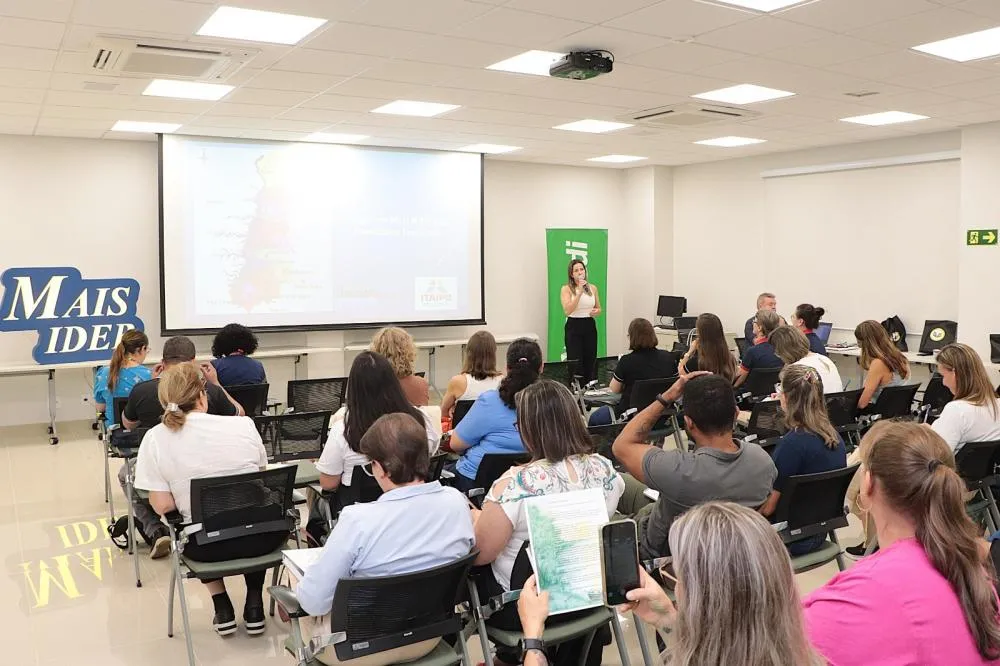 Itaipu e Lindeiros alinham detalhes do Programa Mais Ideb com representantes de municípios