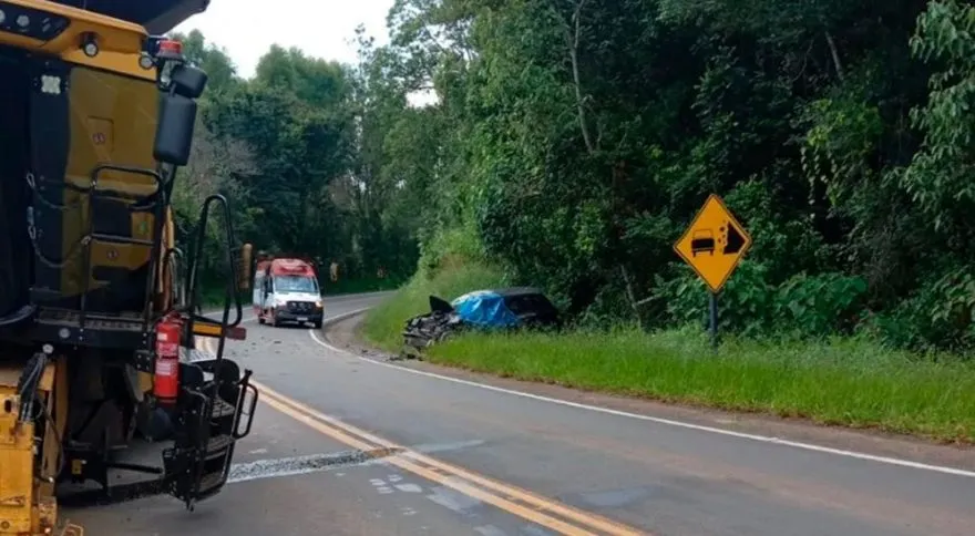 Idoso morre vítima de acidente entre carro e colheitadeira